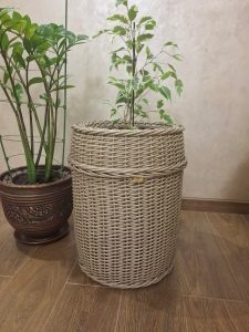 "Кашпо из жёсткого бамбука от Елены из Ставрополя: Красота ротанга – пишите в сообщения!"