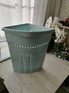 Преображение старой корзины для белья: новые идеи с черной березой и ротангом!